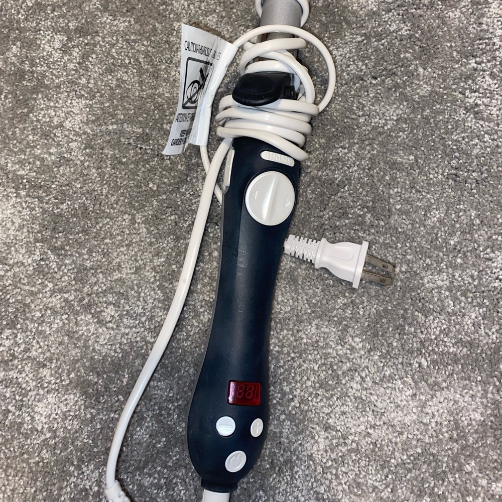 beachwaver S1 curling iron